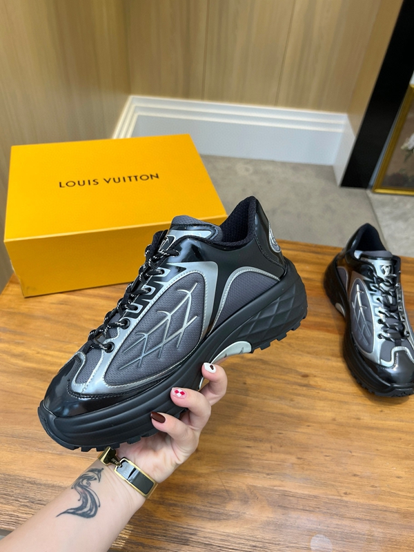 ルイヴィトン靴全体デザイン